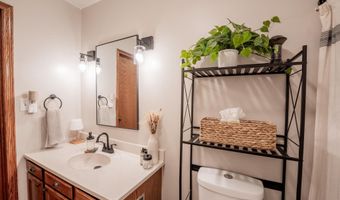 1127 5th St E, Altoona, WI 54720