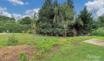 44 Pacifico Dr, Asheville, NC 28806