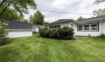 616 Highland Ave, Antioch, IL 60002