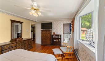 329 Hog House Hill Rd, Exeter, RI 02822