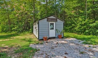 2230 Shirley Rd, Allardt, TN 38504