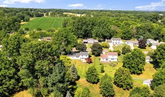 1055 Thomas Dr, Ashland, OH 44805