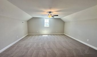 827 Fairway Rd, Ayden, NC 28513