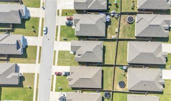 6103 NW Hoover St, Bentonville, AR 72713
