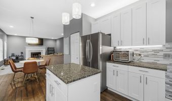 1220 Sedgewood Trl, Algonquin, IL 60102