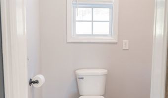 144 Yardley Ave, Baxley, GA 31513