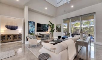 706 Manns Harbor Dr, Apollo Beach, FL 33572