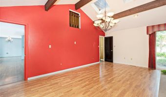 191 Parkview Dr, Aurora, OH 44202