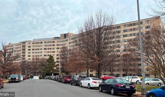 1200 N NASH St 830, Arlington, VA 22209