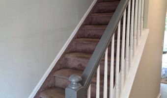 32 Pulaski Dr, Barnegat, NJ 08005