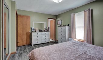481 N Cleveland St, Bloomfield, IN 47424