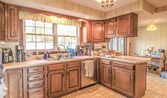 7 Mapleton Dr, Bedford, IN 47421