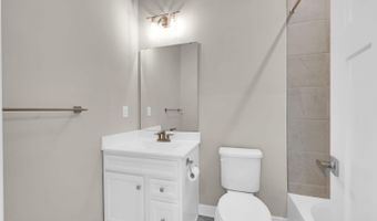 9 Halifax Rd, Bayville, NJ 08721