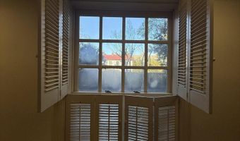 1011 Bay St 101, Beaufort, SC 29902