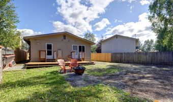 8530 Gordon Cir, Anchorage, AK 99507