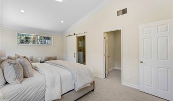17043 Empanada Pl, Encino, CA 91436