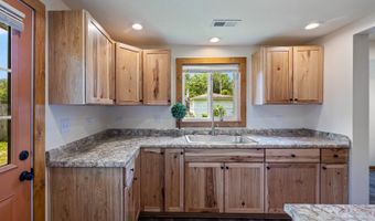 42328 N Oak St, Antioch, IL 60002