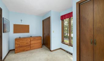 103 Rollingwood Dr, North Kingstown, RI 02852