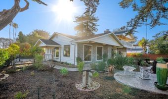 320 Cliff Dr, Aptos, CA 95003