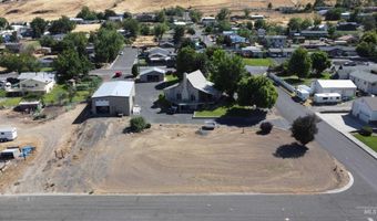 209 Harding St, Asotin, WA 99402