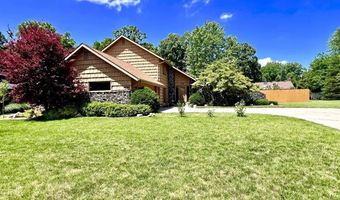 408 Duryea Dr, Auburn, IN 46706