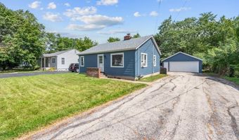 41081 N 1ST St, Antioch, IL 60002
