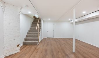 2-4 Brechin Ter, Andover, MA 01810