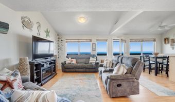 137 S PACIFIC St 13, Rockaway Beach, OR 97136