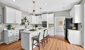 8512 RIVER PARK Rd, Bowie, MD 20715