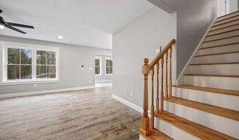 673 Streamside Ave, Hermon, ME 04401