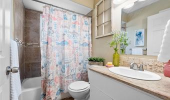 1307 W Palm Dr, Aransas Pass, TX 78336