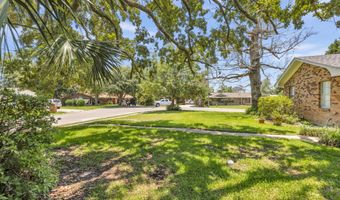729 Canterbury Dr, Biloxi, MS 39532