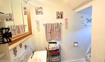 5 Yardboro Ave, Albany, NY 12205