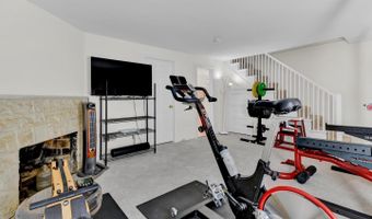 6020 BROAD St, Bethesda, MD 20816