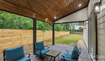 1106 Brookhurst Dr, Charlotte, NC 28205