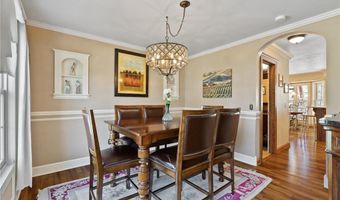 12581 Dover Dr, Apple Valley, MN 55124