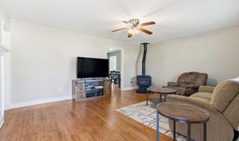 127 Springbrook Dr, Auburn, GA 30011