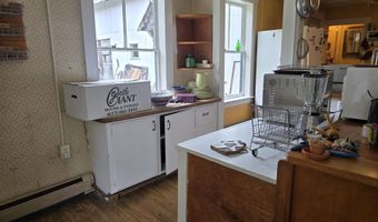 158 Macintosh Hill Rd, Bethel, VT 05032