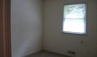 703 Breakers Ave, Absecon, NJ 08201