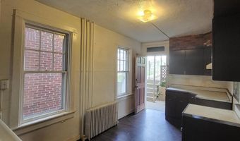 251 LINDEN St, Reading, PA 19604