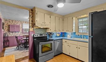 149 Sunrise Dr, Bristol, RI 02809