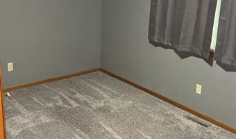 516 S 11th St, Albia, IA 62631