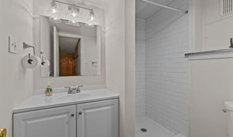 612 S QUINCY St, Arlington, VA 22204