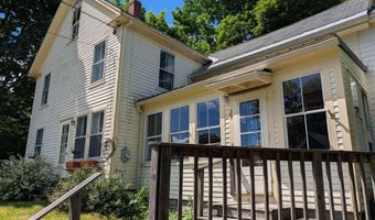 25 Charles St, Belfast, ME 04915