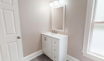 295 French St, Bangor, ME 04401