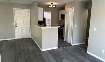 652 ROARING Dr 234, Altamonte Springs, FL 32714