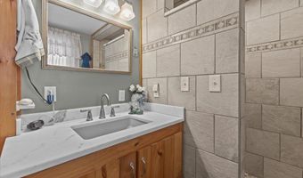 776 Arnold District Rd, Brandon, VT 05733
