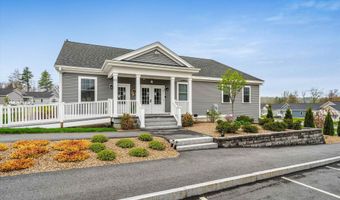 28 Blackstone Dr, Raymond, NH 03077