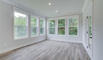 13 Piney Grove Ct, Auburn, GA 30011