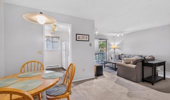 14 Riverview Dr 14, Bridgeport, CT 06604